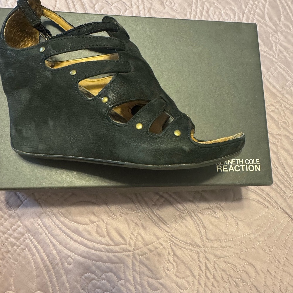 Kenneth Cole Reaction Black Suede Wedge Sandals